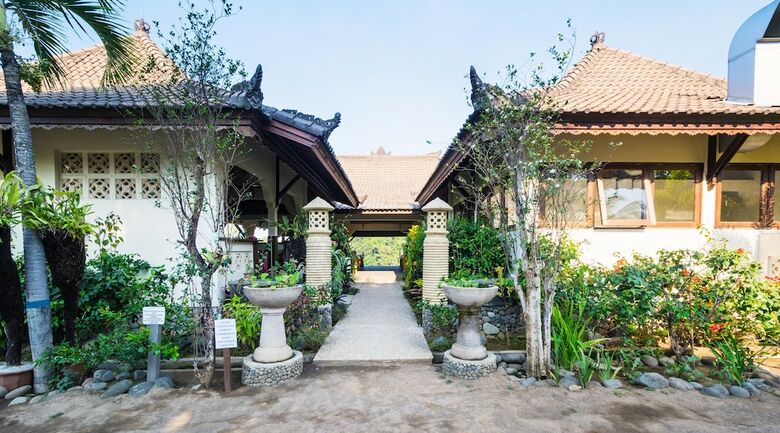 Hotel Rinjani Lodge