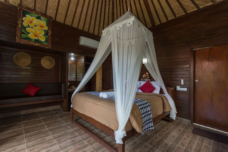 Hotel Naradas Mushroom Beach