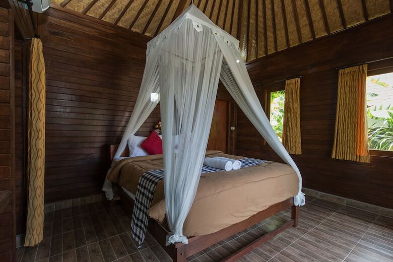 Hotel Naradas Mushroom Beach