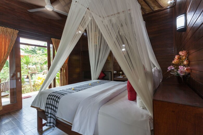 Hotel Naradas Mushroom Beach