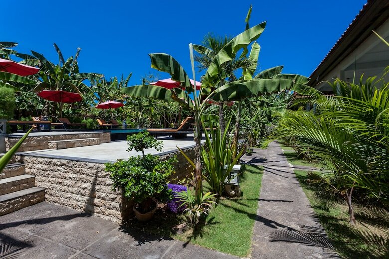 Hotel Naradas Mushroom Beach