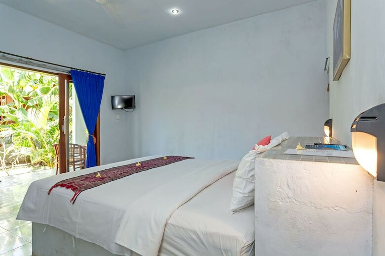 Hotel Naradas Mushroom Beach