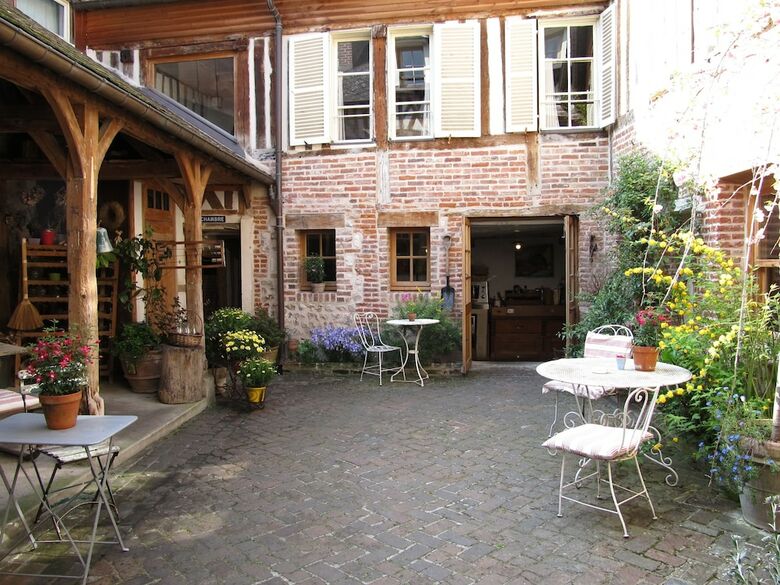 Hotel A L'ecole Buissonni�re