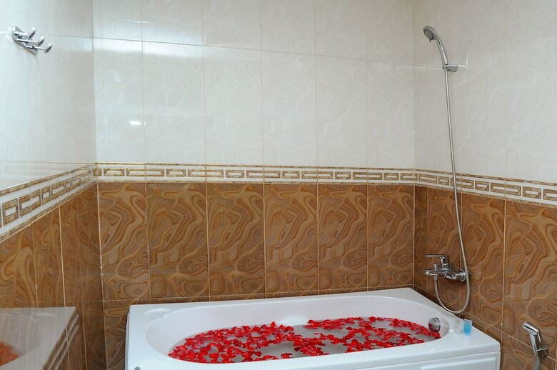 Begonia Nha Trang Hotel