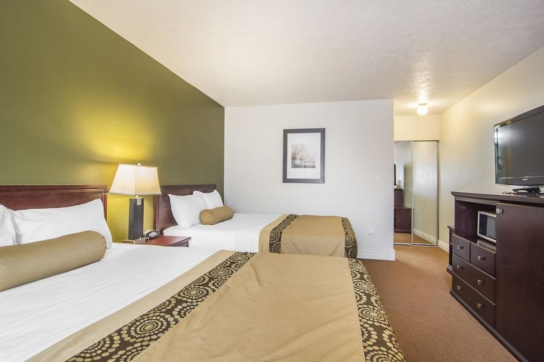 Posada Econo Lodge Inn & Suites