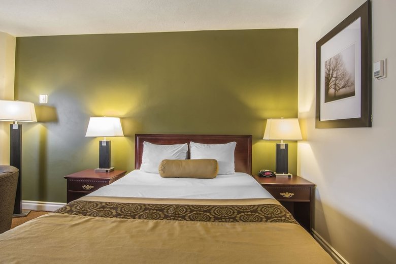 Posada Econo Lodge Inn & Suites