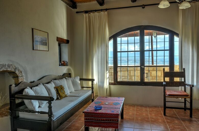 Anna-malai Traditional Cretan Villa