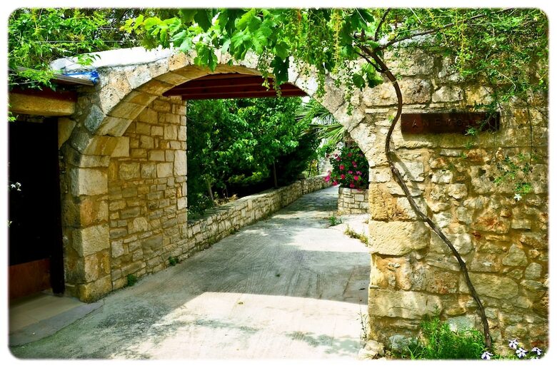 Anna-malai Traditional Cretan Villa
