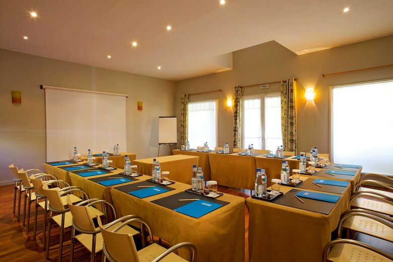 Hotel Lux* Saint Gilles Resort