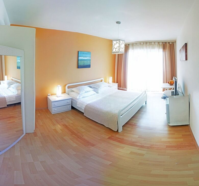 Hotel Guest House Revelin