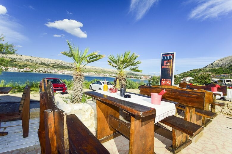 Hotel Guest House Revelin