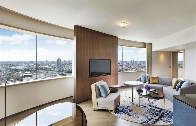 Hotel Millennium Hilton Bangkok