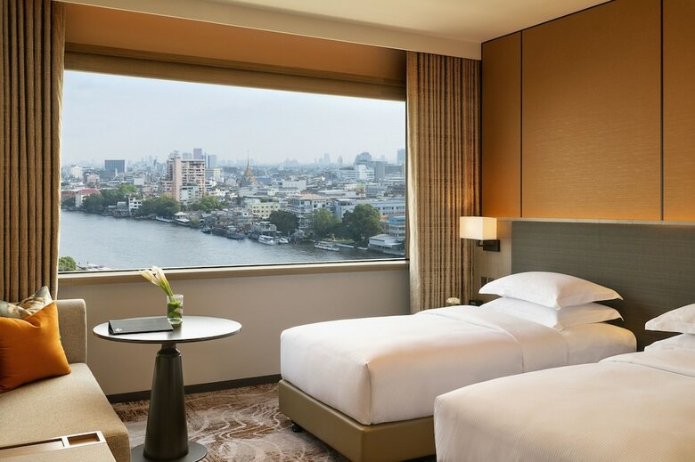 Hotel Millennium Hilton Bangkok