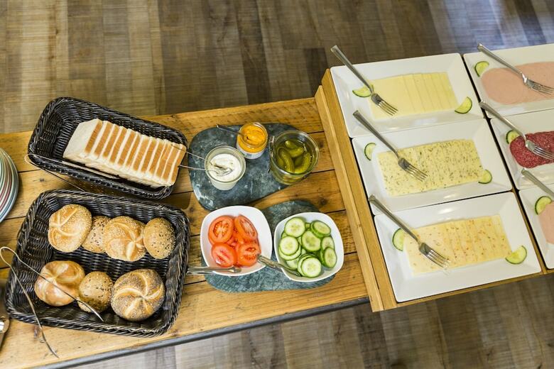 Hostal Five Reasons Hotel & Hostel