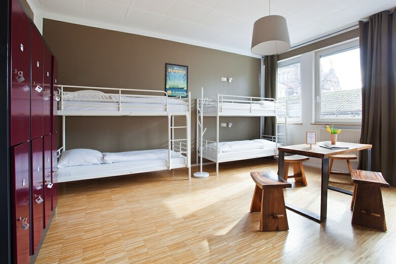 Hostal Five Reasons Hotel & Hostel