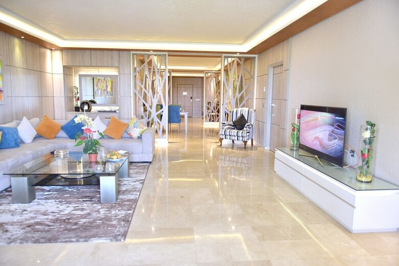 Hotel Zaki Suites H�tel &  Spa