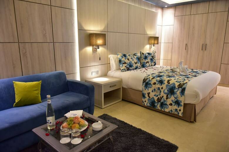 Hotel Zaki Suites H�tel &  Spa