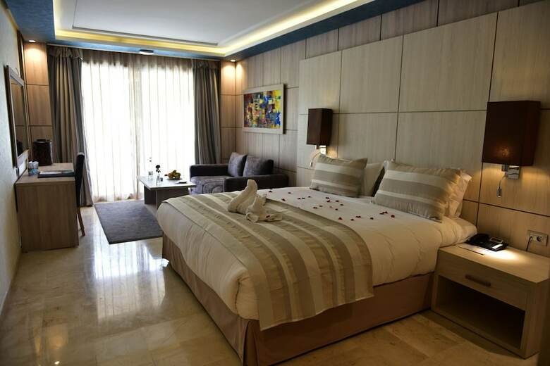 Hotel Zaki Suites H�tel &  Spa