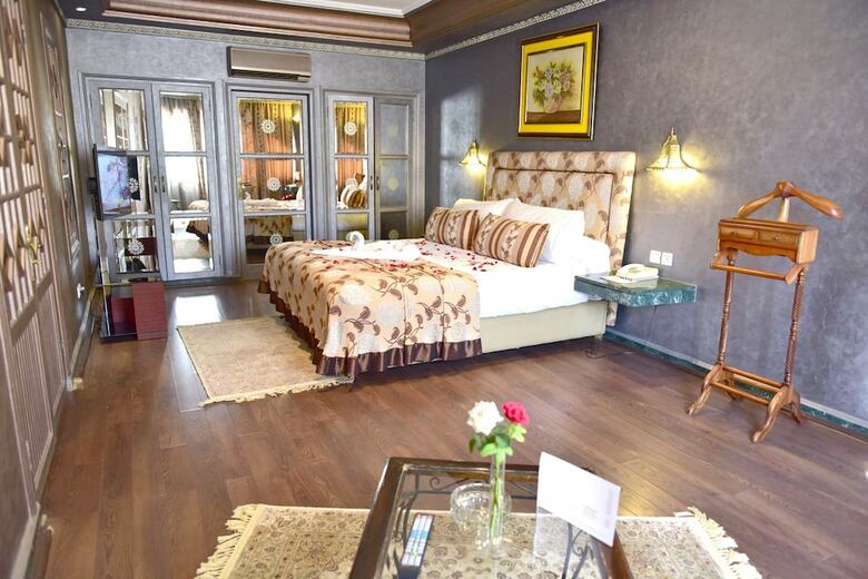 Hotel Zaki Suites H�tel &  Spa