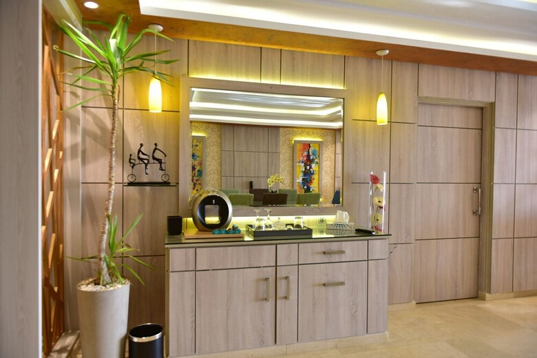 Hotel Zaki Suites H�tel &  Spa