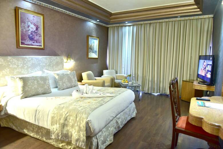 Hotel Zaki Suites H�tel &  Spa