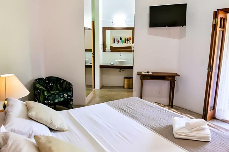 Hostal Pousada Forte Rocha