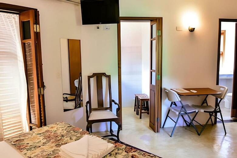 Hostal Pousada Forte Rocha