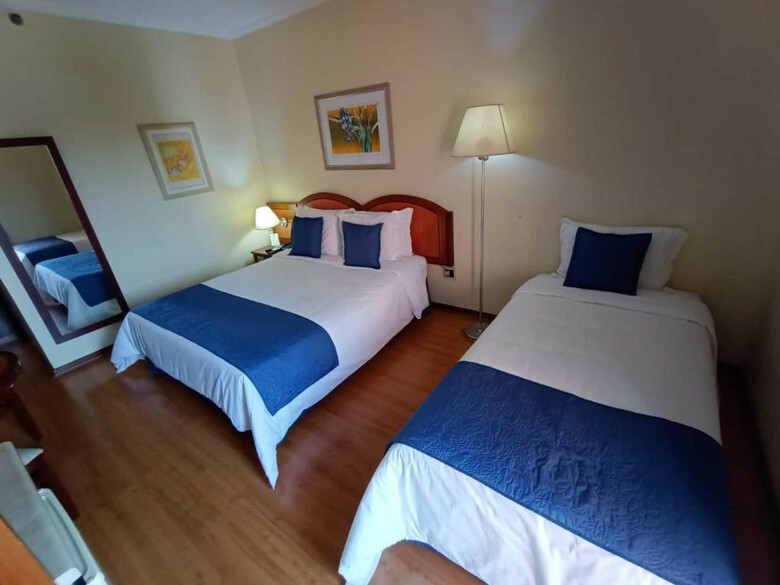 Summit Su�tes Hotel Jundia�
