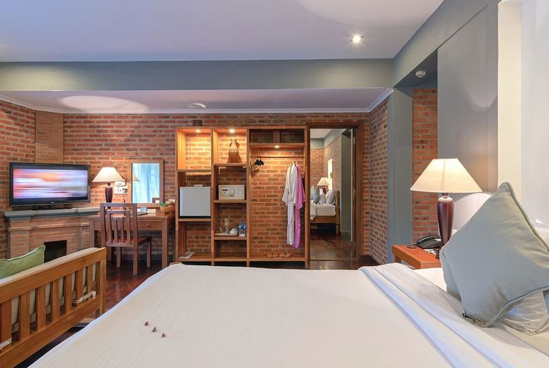 Hotel Pilgrimage Village Hue