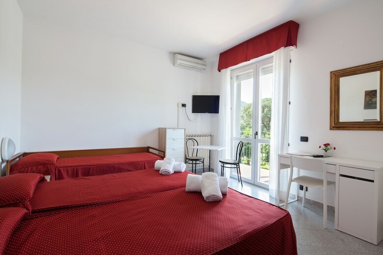Hotel Nella