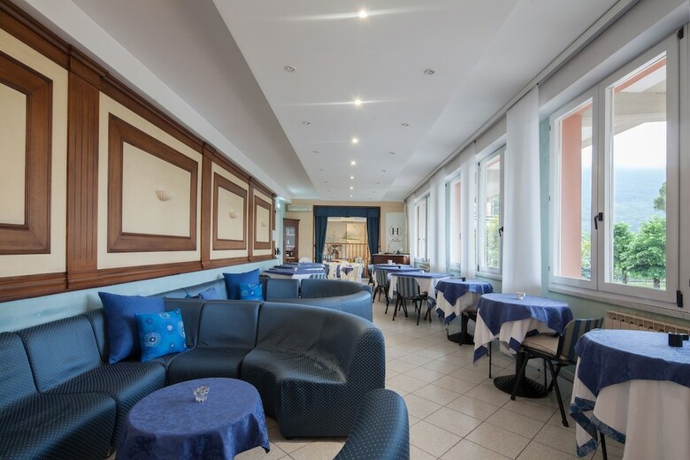 Hotel Nella
