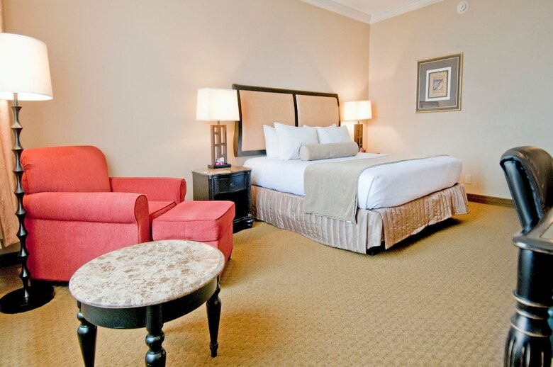 Pensacola Grand Hotel