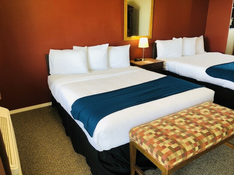Motel Lakeshore Inn Water Front