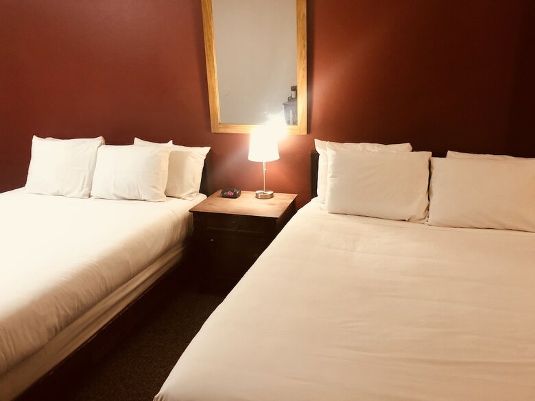 Motel Lakeshore Inn Water Front