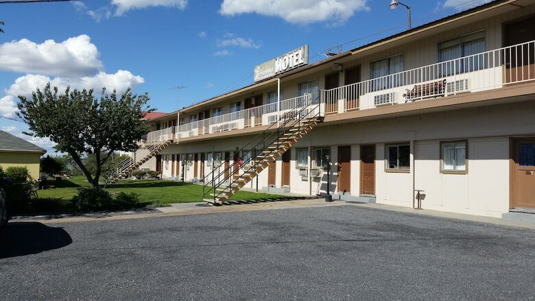 Motel Lakeshore Inn Water Front