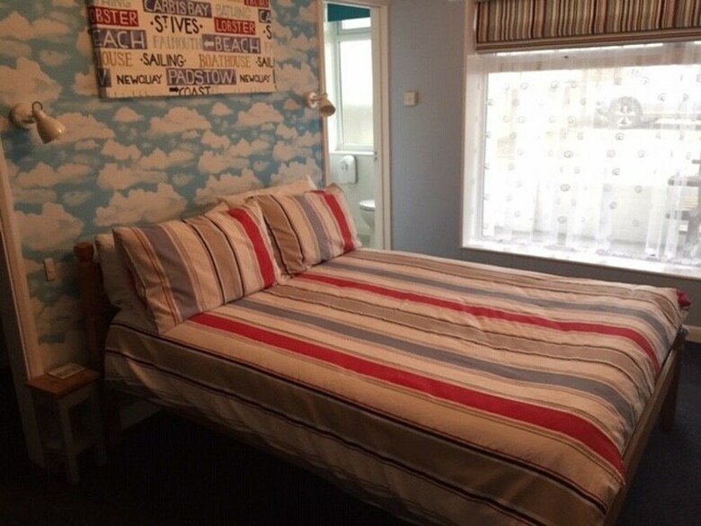 Bed & Breakfast Pine Lodge Guest House