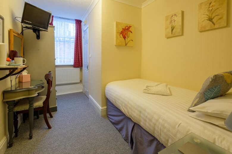 Newport Quay Bed And Breakfast