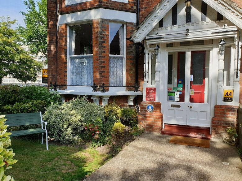 Bed & Breakfast The Wycliffe Guest House