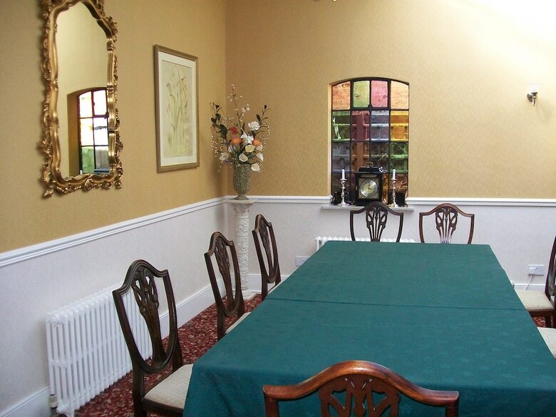 Posada Chapel House Restaurant With Rooms