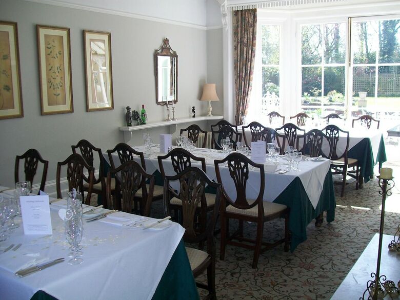 Posada Chapel House Restaurant With Rooms