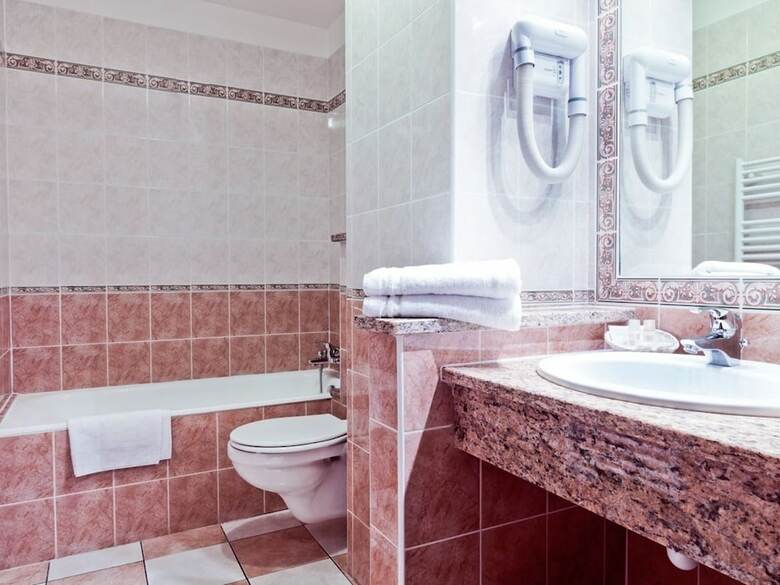 Hotel Adonis Aleria H�tel L'atrachjata
