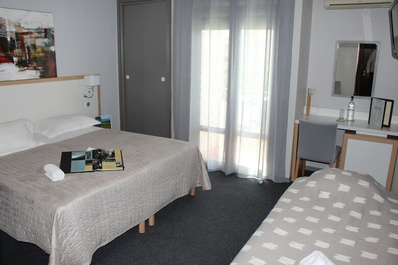 Hotel Adonis Aleria H�tel L'atrachjata