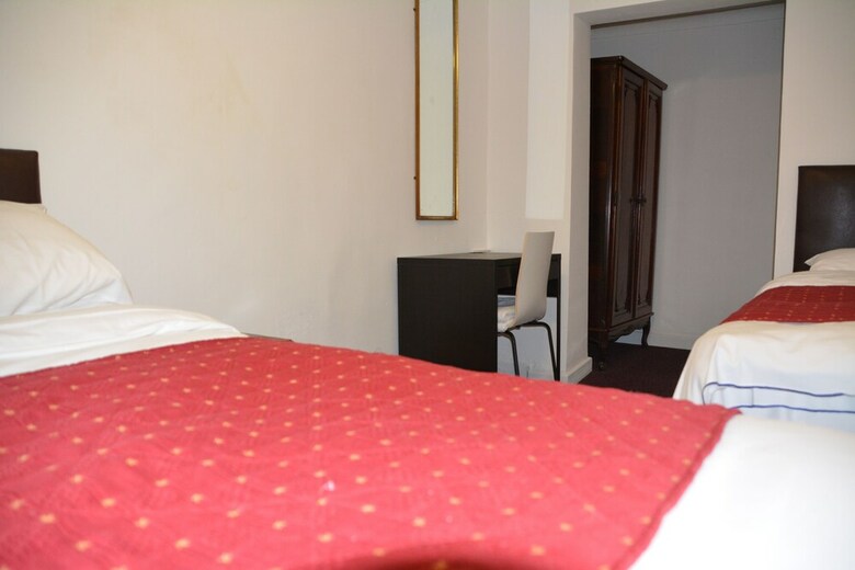 Bed & Breakfast Bow Guest House