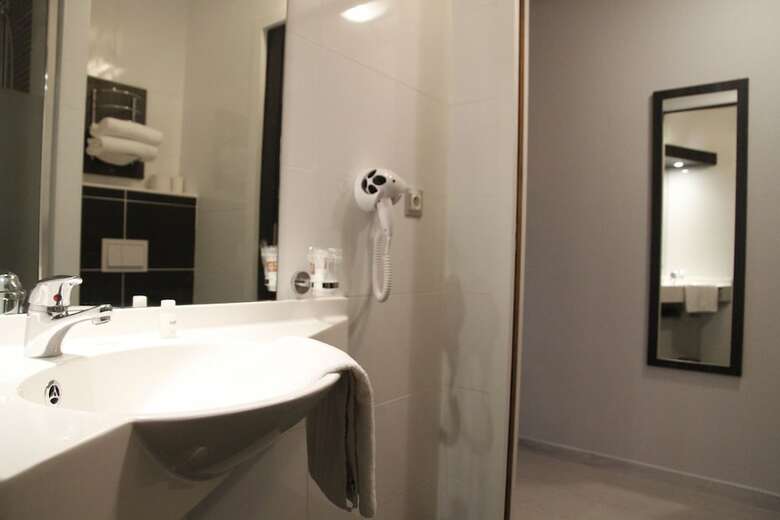 Hotel Ibis Styles Rouen Val de Reuil