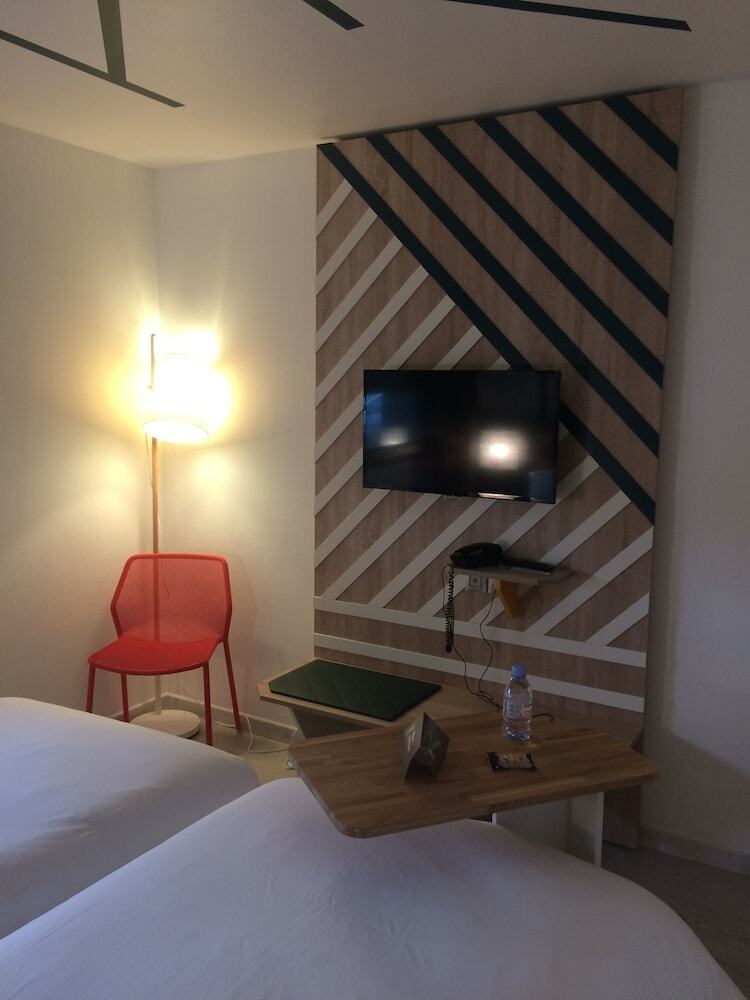 Hotel Ibis Styles Rouen Val de Reuil