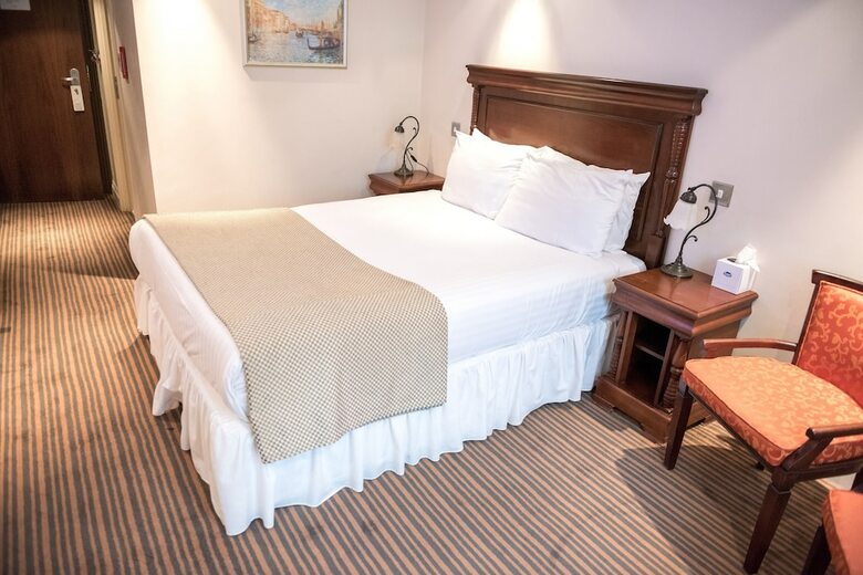 The Casa Hotel