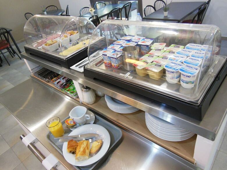 Hotel La Villa Mart�gale