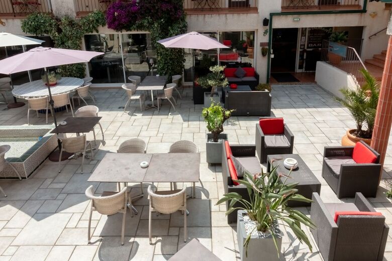 Hotel Restaurant Les II Mas