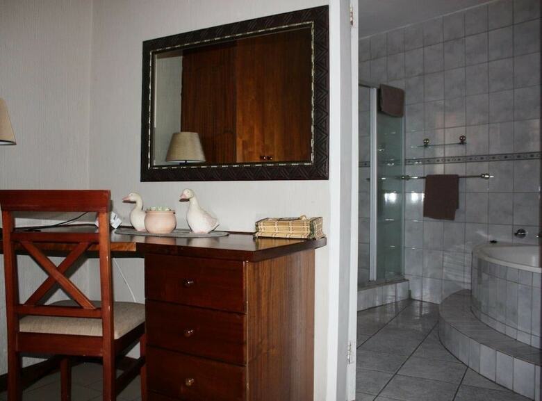 Hotel Eagles Nest Lodge