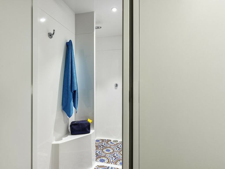 Hotelf1 Bourges Le Subdray, Renovated